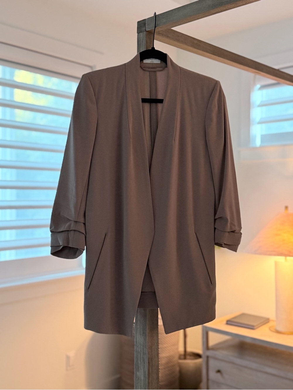 Aritzia Babaton Taupe Open-Front Blazer Jacket
